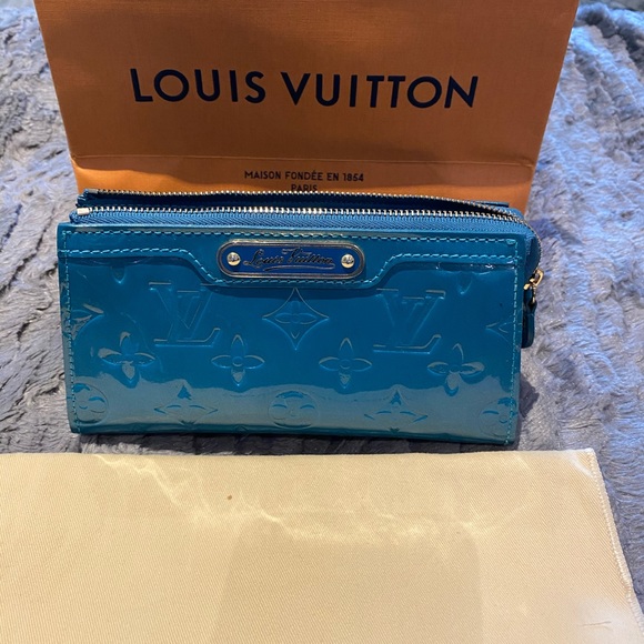Louis Vuitton Vernis Trousse Cosmetic Pouch - Picture 1 of 6